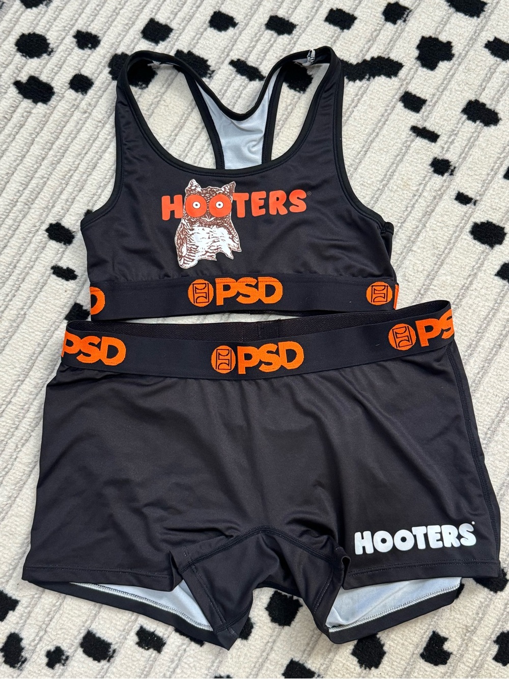 PSD Black Hooters Sports Bra & Shorts Set